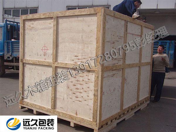 測試木箱的承重能力可以驗證其結構穩定性